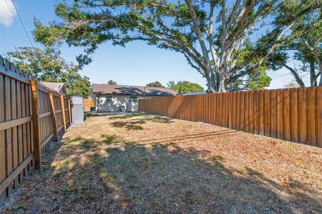 3118 PINE TREE AVENUE, Largo, FL 33771