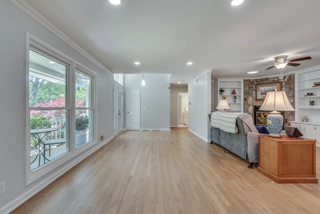 2349 Crestcliff Drive, Tucker, GA 30084