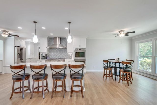 2349 Crestcliff Drive, Tucker, GA 30084