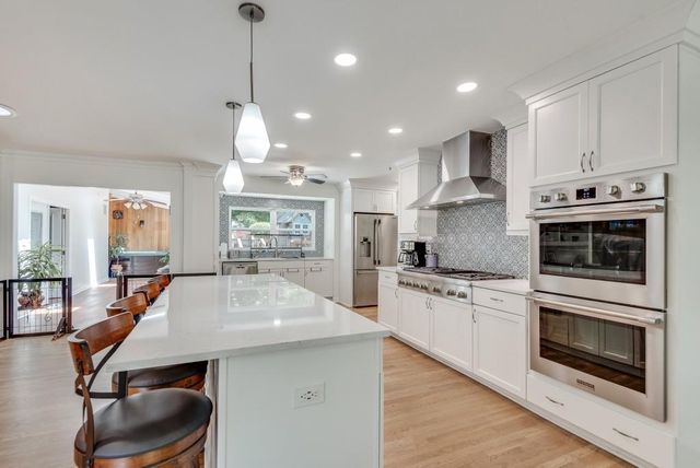 2349 Crestcliff Drive, Tucker, GA 30084