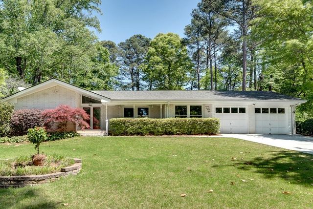 2349 Crestcliff Drive, Tucker, GA 30084
