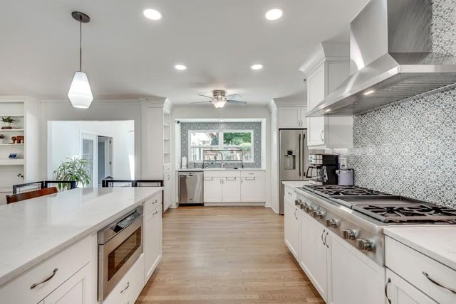 2349 Crestcliff Drive, Tucker, GA 30084