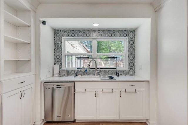 2349 Crestcliff Drive, Tucker, GA 30084