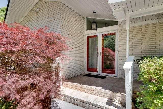 2349 Crestcliff Drive, Tucker, GA 30084