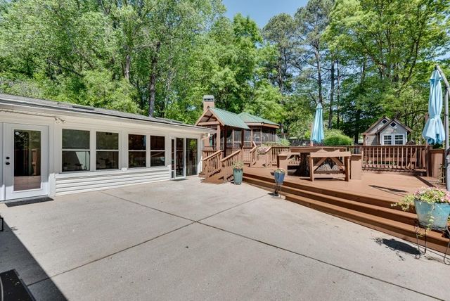 2349 Crestcliff Drive, Tucker, GA 30084