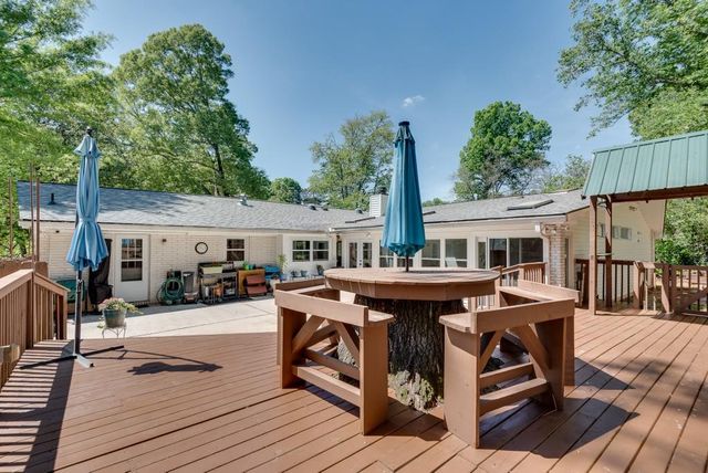 2349 Crestcliff Drive, Tucker, GA 30084