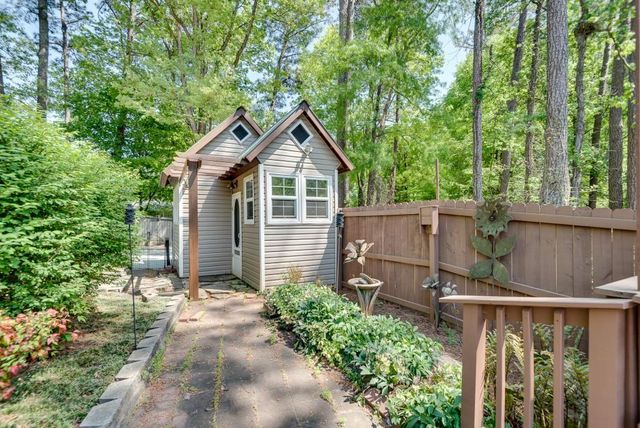 2349 Crestcliff Drive, Tucker, GA 30084