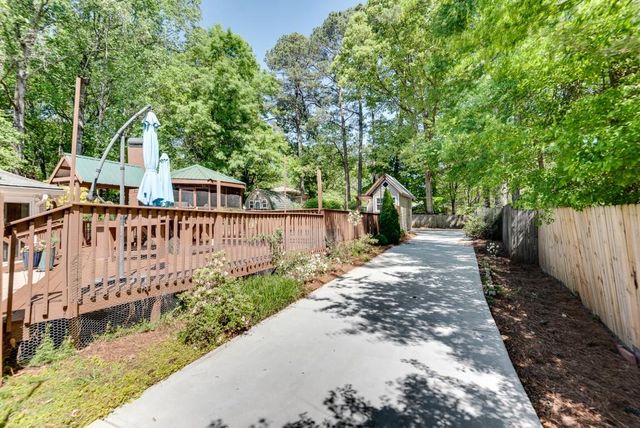 2349 Crestcliff Drive, Tucker, GA 30084