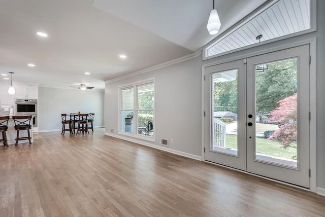 2349 Crestcliff Drive, Tucker, GA 30084