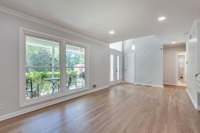 2349 Crestcliff Drive, Tucker, GA 30084