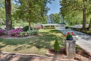 2349 Crestcliff Drive, Tucker, GA 30084