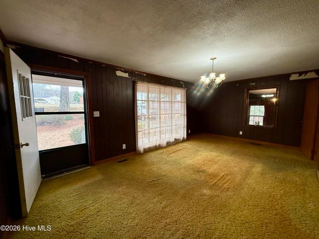 1420 Lum Brown Road, Williamston, NC 27892