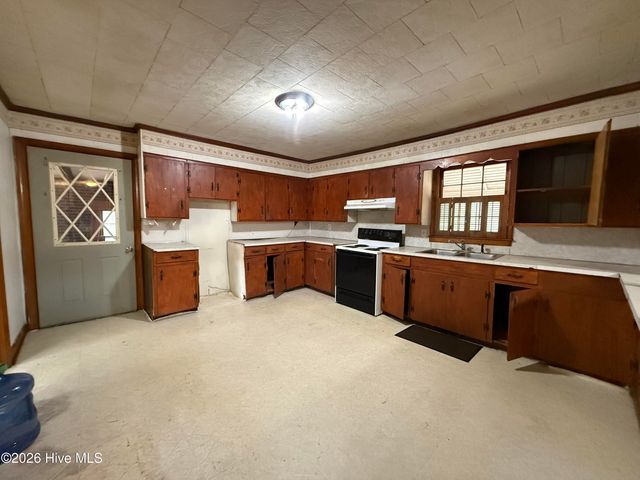 1420 Lum Brown Road, Williamston, NC 27892