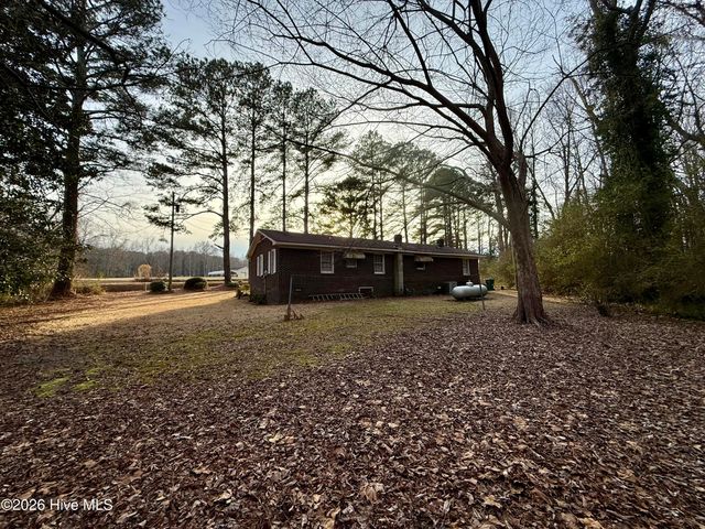 1420 Lum Brown Road, Williamston, NC 27892