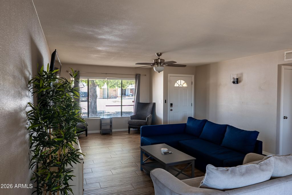 4331 W DAILEY Street, Glendale, AZ 85306 — photo 5