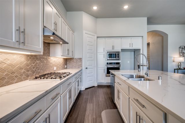 1417 Percheron Road, Aubrey, TX 76227