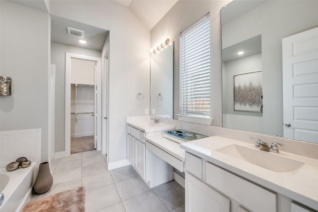 1417 Percheron Road, Aubrey, TX 76227