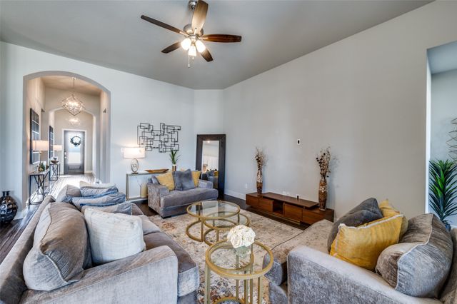 1417 Percheron Road, Aubrey, TX 76227