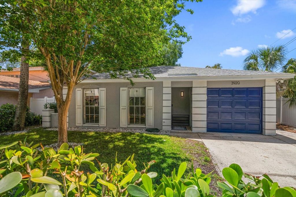 3920 W BARCELONA STREET, Tampa, FL 33629