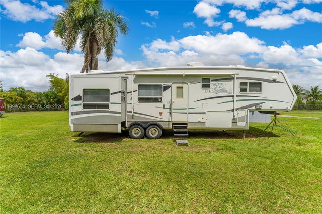 31500 SW 192nd Ave, Homestead, FL 33030