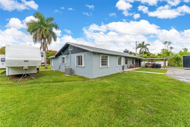 31500 SW 192nd Ave, Homestead, FL 33030