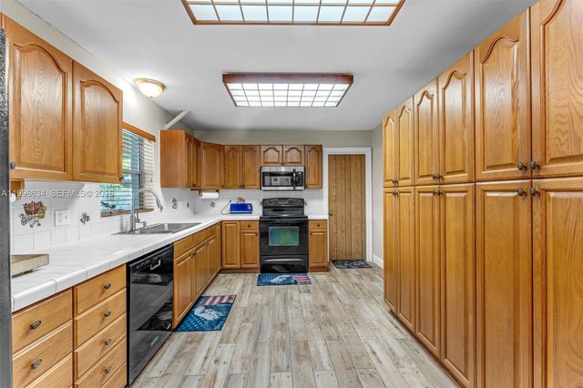 31500 SW 192nd Ave, Homestead, FL 33030