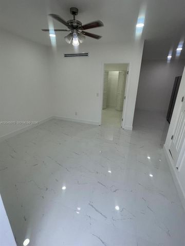 15975 SW 109th St 1, Miami, FL 33196