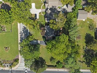 7437 Belinder Avenue, Prairie Village, KS 66208