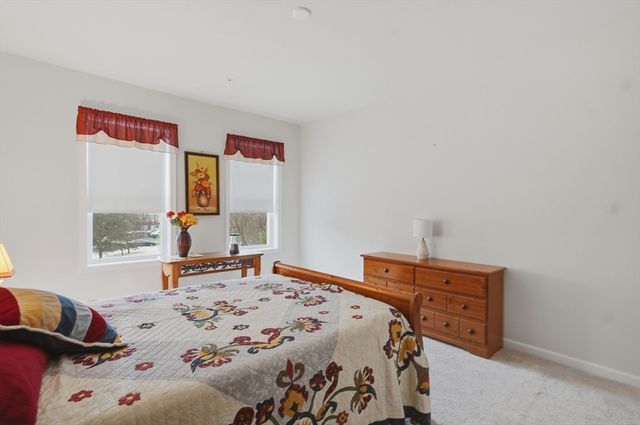 320 Martins Landing 108, North Reading, MA 01864