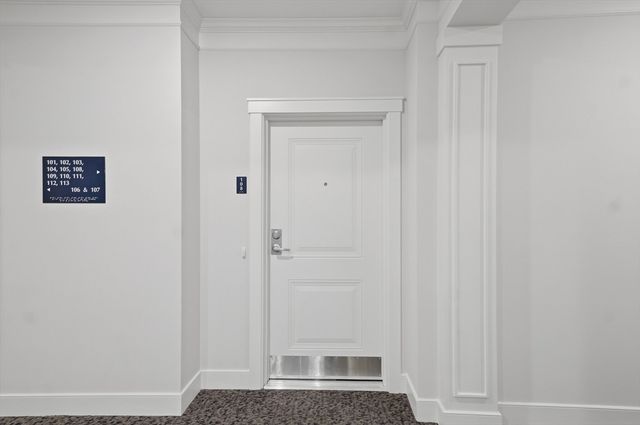 320 Martins Landing 108, North Reading, MA 01864