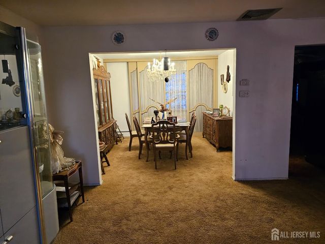 2469-2469 N Macarthur Drive, Union Twp, NJ 07083