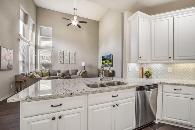 29111 Parker Trace Drive, Fulshear, TX 77441