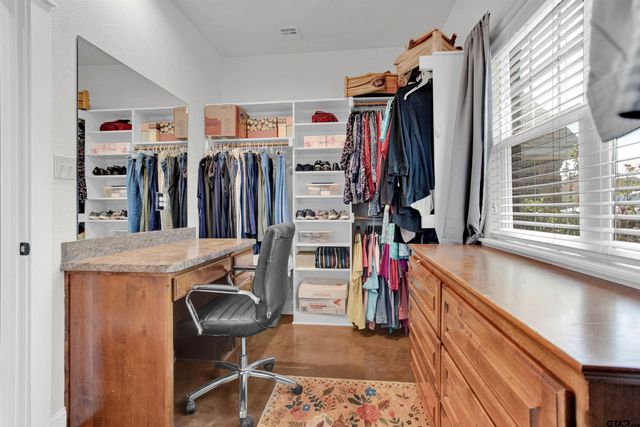 1505 Lucy Circle, Lindale, TX 75771