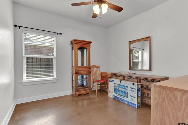 1505 Lucy Circle, Lindale, TX 75771