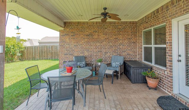 1505 Lucy Circle, Lindale, TX 75771