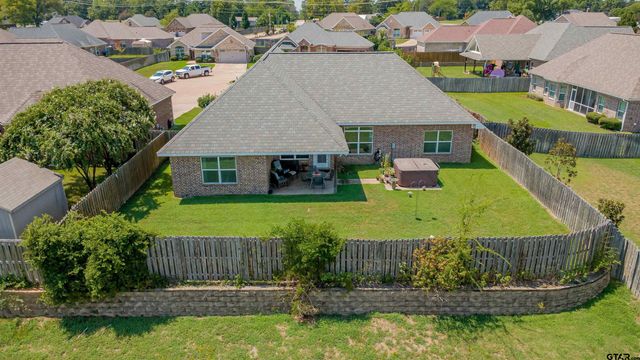 1505 Lucy Circle, Lindale, TX 75771
