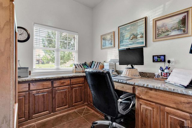 1505 Lucy Circle, Lindale, TX 75771