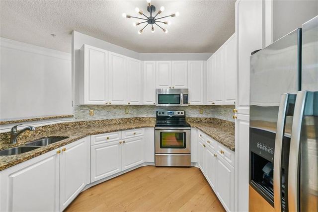 10 Perimeter Summit Boulevard 4116, Brookhaven, GA 30319