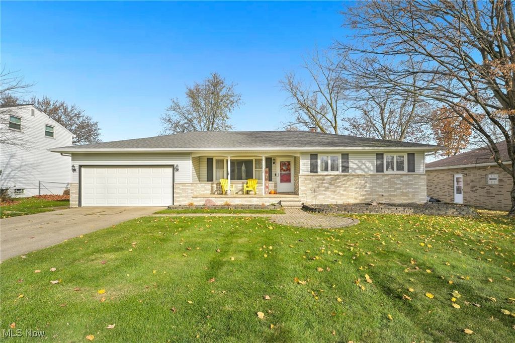 4093 Randall Drive, Brunswick, OH 44212