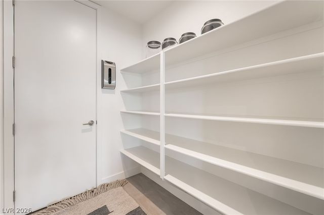 16 Heron Harbour Drive, Henderson, NV 89011