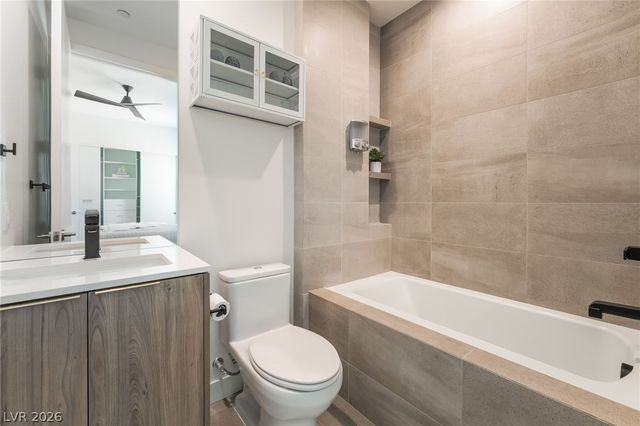 16 Heron Harbour Drive, Henderson, NV 89011