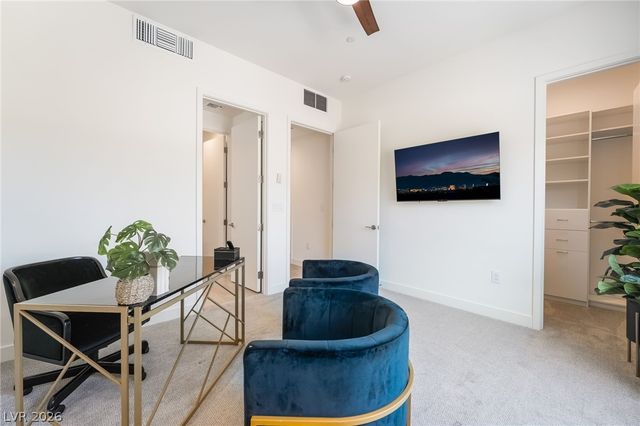 16 Heron Harbour Drive, Henderson, NV 89011