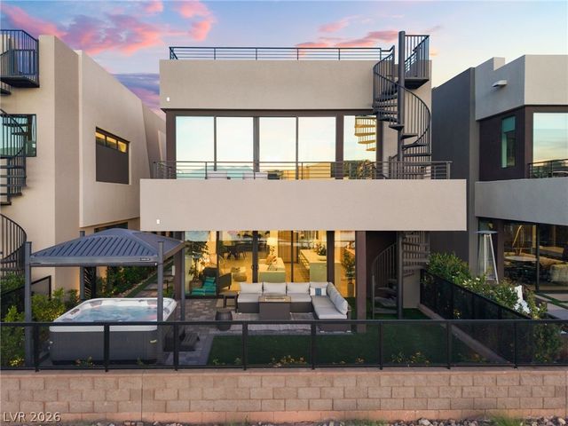 16 Heron Harbour Drive, Henderson, NV 89011