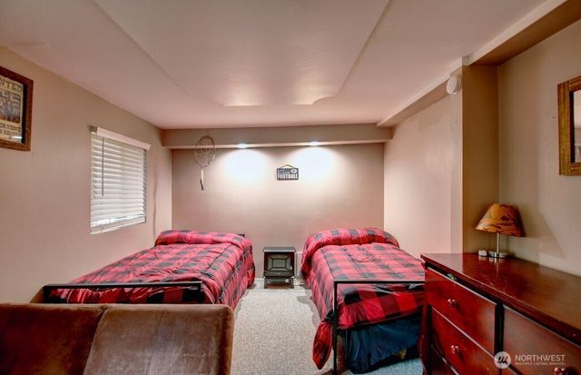 35 Branch Circle, Deming, WA 98244