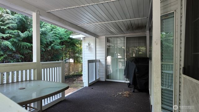 35 Branch Circle, Deming, WA 98244