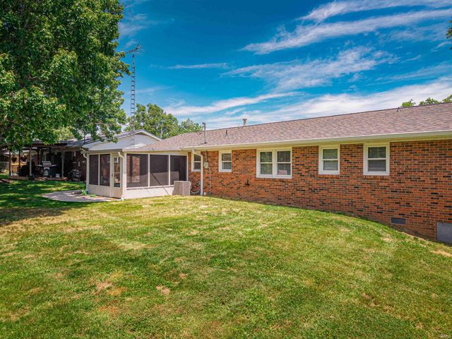 305 Roosevelt Drive, Princeton, IN 47670