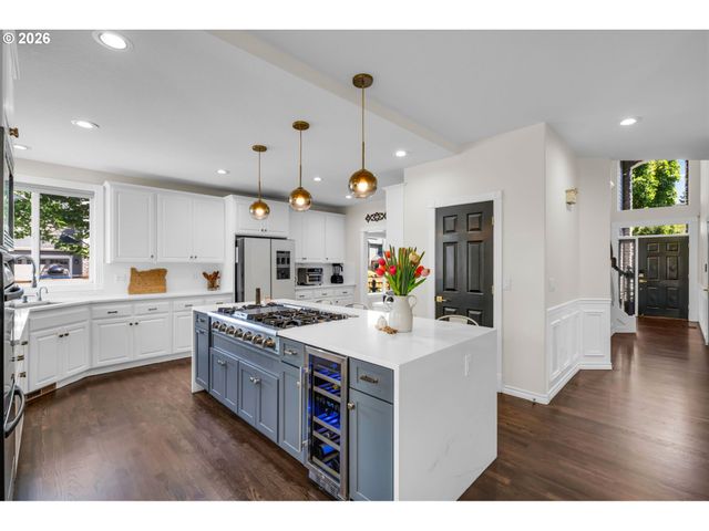 22379 Sw 107TH Ave, Tualatin, OR 97062