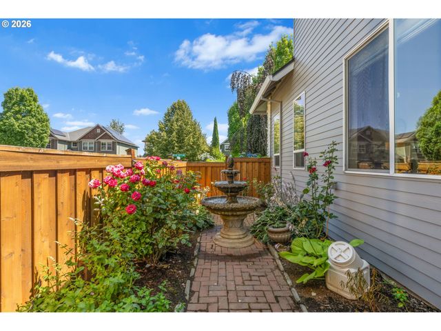 22379 Sw 107TH Ave, Tualatin, OR 97062