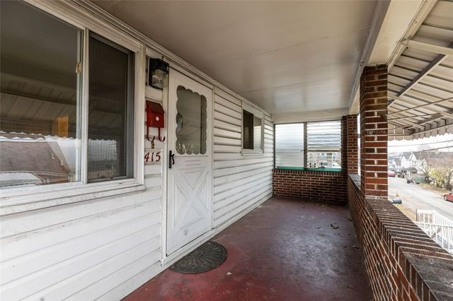 415 Euclid Ave, Glassport, PA 15045