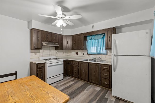 415 Euclid Ave, Glassport, PA 15045